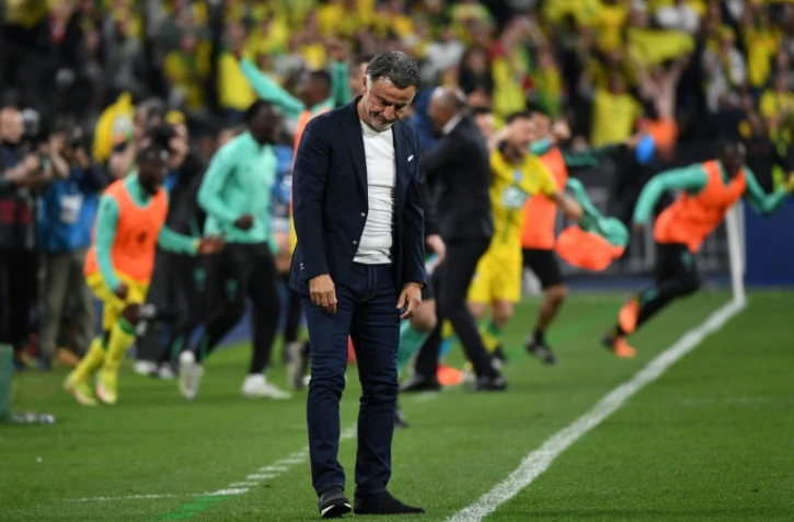 La déception de l'entraîneur de Nice Christophe Galtier après la défaite contre Nantes en finale de la Coupe de France, le 7 mai 2022 au Stade de France