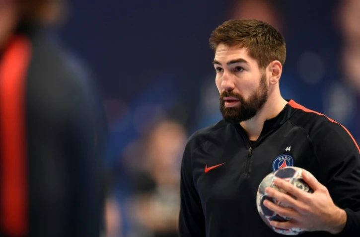 La star du PSG Nikola Karabatic avant un match de Ligue des champions contre Veszprem, le 27 novembre 2016 à Paris