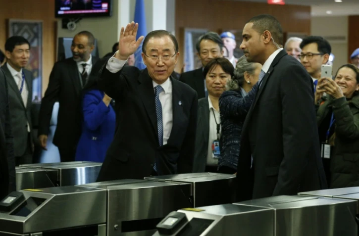 Le secrétaire général Ban Ki-moon fait ses adieux au personnel de l'ONU, à New York le 30 décembre 2016