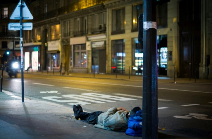 Les plus pauvres ont toujours du mal à se faire soigner, souligne le rapport annuel de Médecins du Monde qui dénonce l'oubli des précaires par les politiques de santé publique