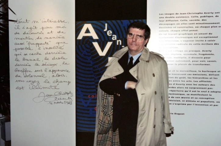 Le vidéaste Jean-Christophe Averty présente une exposition autour de ses oeuvres, le 4 décembre 1992 à Paris