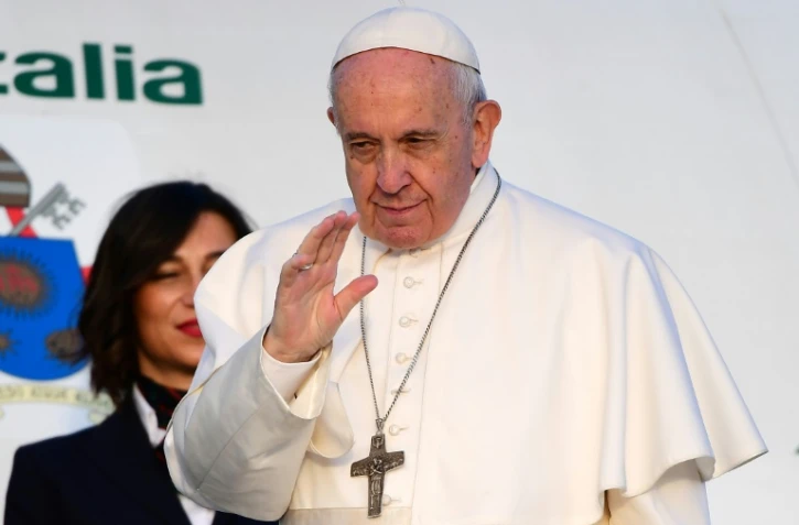 Le pape embarque à bord d'un avion à destination de la Bulgarie, le 5 mai 2019 à Rome