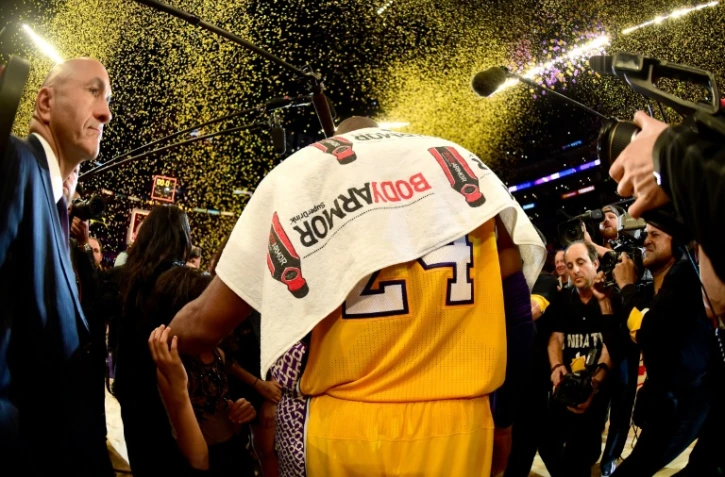 Kobe Bryant après son dernier match face aux Utah Jazz, le 13 avril 2016 à Los Angeles