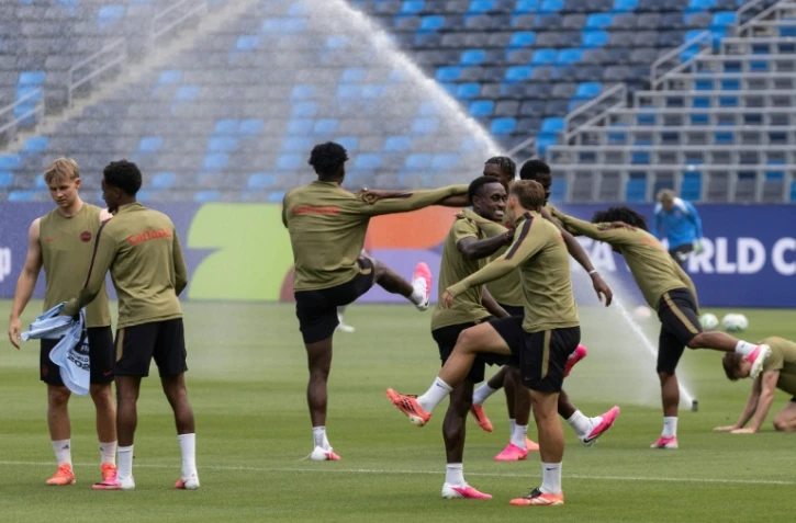 Les joueurs canadiens peaufinent leurs réglages lors d'un entraînement à Carson, le 27 juin 2026, à la veille d'affronter l'Afrique du Sud en 16e de finale du Mondial