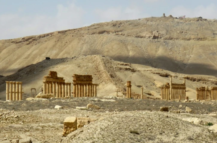 Photo prise le 27 mars 2016 des ruines du site antique de Palmyre en Syrie après le passage de l'EI