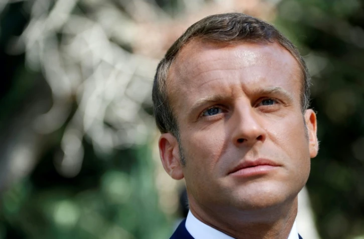 Le président Emmanuel Macron à son arrivée à Saint-Raphaël (Var) le 15 août 2019 pour les célébrations du 75e anniversaire du débarquement de Provence