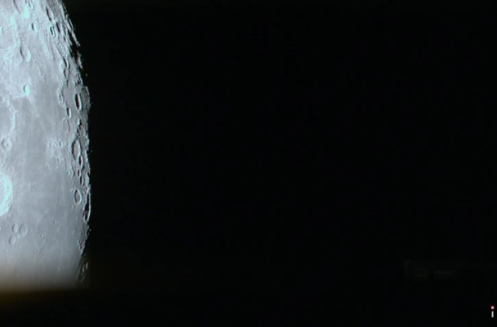 Photo non datée diffusée par la start-up japonaise ispace le 25 avril 2023 de la Lune prise par une caméra montée sur l'atterrisseur Hakuto-R Mission 1 en orbite lunaire