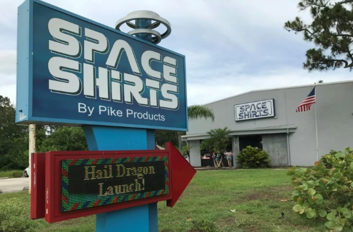 La boutique Space Shirts, Ă Merrit Island, en Floride, le 26 mai 2020