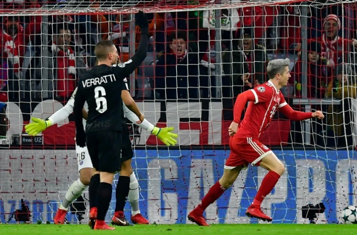 L'attaquant Robert Lewandowski a lancé le Bayern Munich vers un succès facile contre le PSG à l'Allianz Arena, le 5 décembre 2017