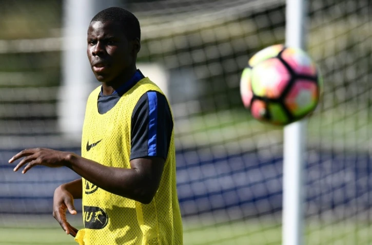 Le défenseur Kurt Zouma lors d'une séance d'entraînemt avec l'équipe de France à Clairefontaine-en-Yvelines, le 30 mai 2017 
