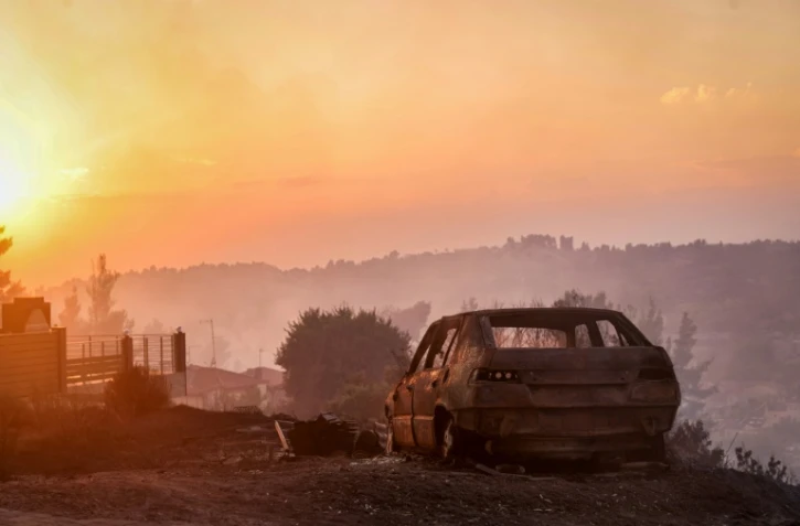Après un incendie à Siviri, dans le nord de la Grèce, le 13 août 2026