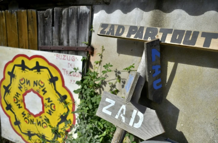 Un panneau "zad partout", le 9 septembre 2016 à la zad de Notre-Dame-des-Landes