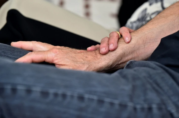 La fin de vie doit être mieux prise en charge, y compris à domicile, notamment en rendant plus accessibles des médicaments pour le moment réservés aux hôpitaux, plaide la Haute autorité de Santé