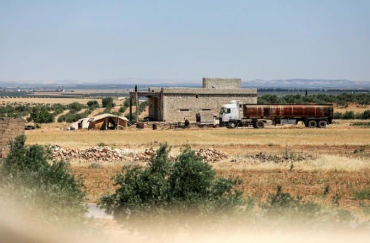 Le village de Hmeirah où a été menée l'opération des forces américaines pour capturer un chef du groupe jihadiste Etat islamique (EI), le 16 juin 2022 en Syrie