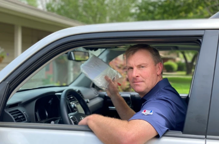  Tom Banning à Austin (Texas)  au volant de sa voiture, le 9 avril 2020