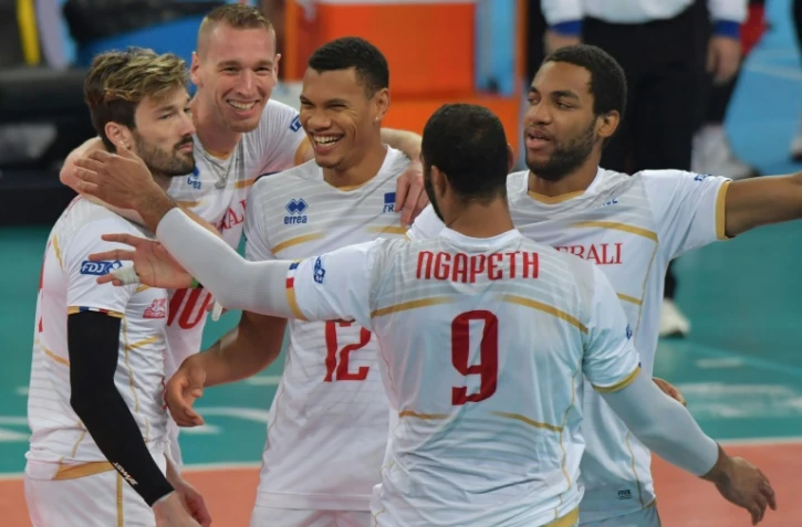 Les Français dans le dernier carré de la Ligue mondiale après leur victoire sur la Serbie 3 sets à 2, le 6 juillet 2017 à Curitiba