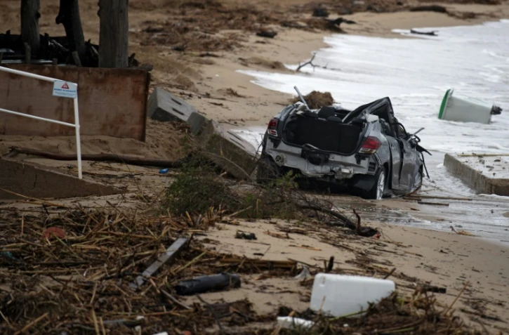 La carcasse du véhicule dans lequel deux victimes ont été découvertes sur la de Roquebrune-sur-Argens le 11 octobre 2018