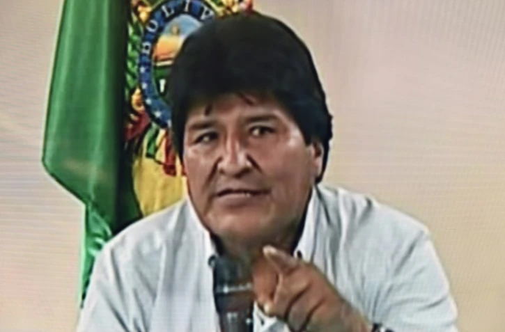 Image tirée de la télévision bolivienne montrant Evo Morales annonçant sa démission le 10 novembre