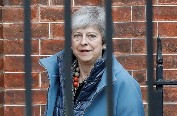 La Première ministre britannique Theresa May quittant le 10 Downing Street à Londres par l'arrière du bâtiment, le 1er avril 2019.