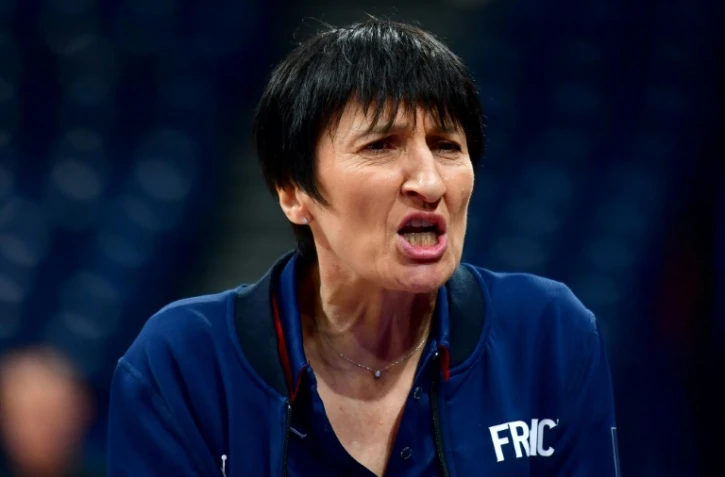 La coach de la France Valérie Garnier lors du match face à la Belgique en quarts de finale de l'Euro le 4 juillet 2019