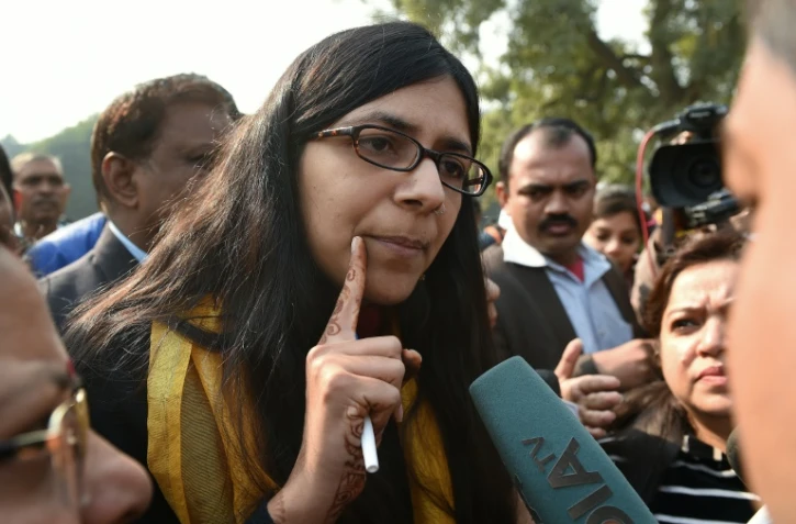 Swati Maliwal, présidente de la Commission des femmes de Delhi, à l'origine du recours contre la libération du plus jeune condamné dans le viol collectif et le meurtre d'une étudiante, le 21 décembre 2015 devant la presse à New Delhi