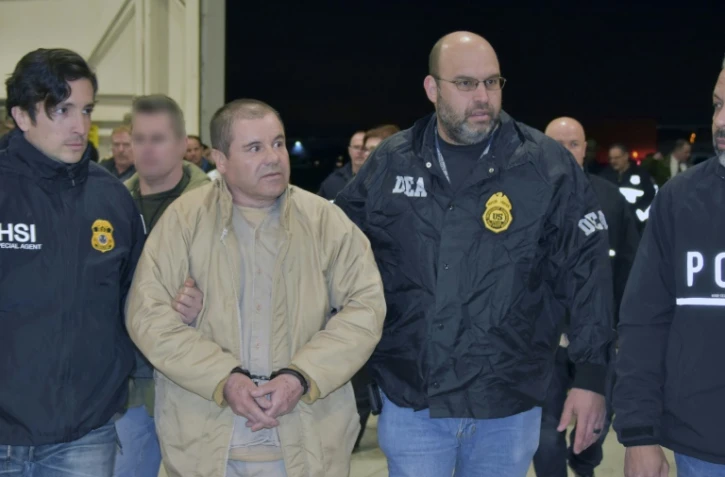 Le narcotrafiquant mexicain Joaquin "El Chapo" Guzman lors de son extradition aux Etats-Unis, le 19 janvier 2017