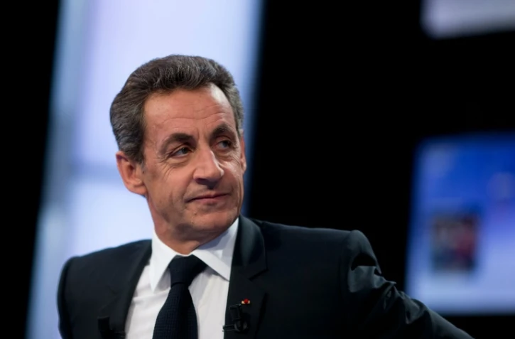 Le chef du parti Les Républicains, Nicolas Sarkozy, le 4 février 2016 sur le plateau de "Des paroles et des actes" à Paris