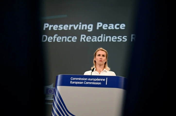 La cheffe de la diplomatie de l'Union européenne, Kaja Kallas, lors d'une conférence de presse à Bruxelles sur le projet de "mur" antidrones, le 16 octobre 2025