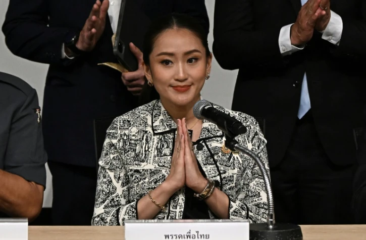 Paetongtarn Shinawatra, fille de l'ex-Premier ministre Thaksin Shinawatra, désignée par le parti Pheu Thai comme candidate de la coalition majoritaire sortante au poste de Premier ministre, le 15 août 2024 à Bangkok, en Thaïlande