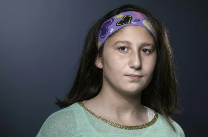 Elle a été chassée de son quartier, a subi les bombardements et est devenue une réfugiée dans sa propre ville en Syrie: Myriam Rawick, 13 ans, a tenu pendant cinq ans la chronique de sa vie à Alep, qui vient d'être publiée.