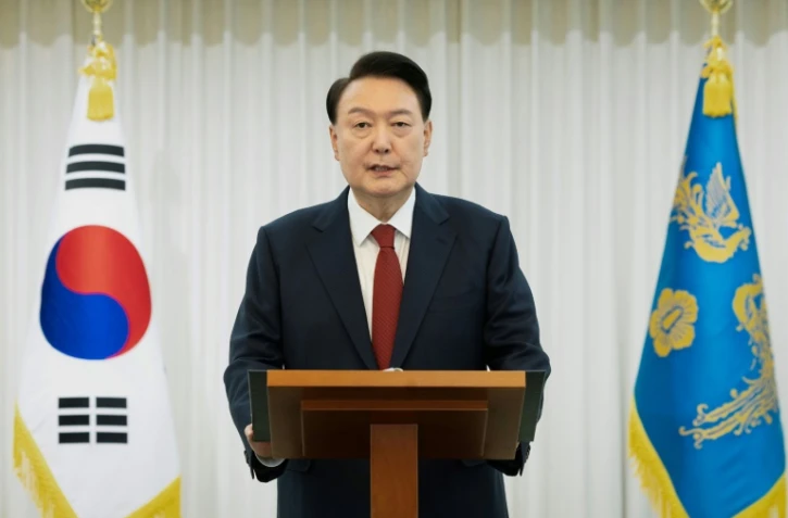 Photo diffusée par la présidence sud-coréenne montrant le président déchu Yoon Suk Yeol, le 14 décembre 2024 à Séoul