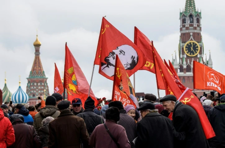 Des communistes russes célèbrent le 5 novembre 2017 à Moscou le 100e anniversaire de la Révolution Bolchévique