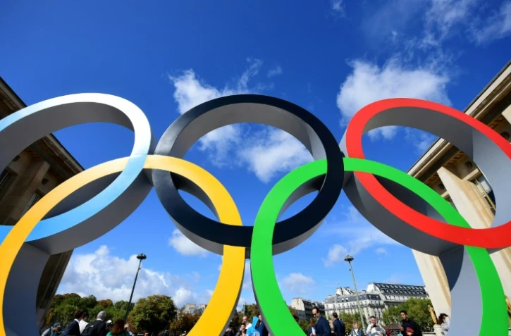 Les anneaux olympiques sur l'Esplanade du Trocadéro, le 14 septembre 2017 à Paris