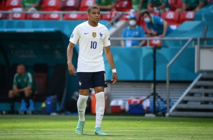 Kylian Mbappe lors du match de poules de l'Euro de la France contre la Hongrie, le 19 juin à Budapest