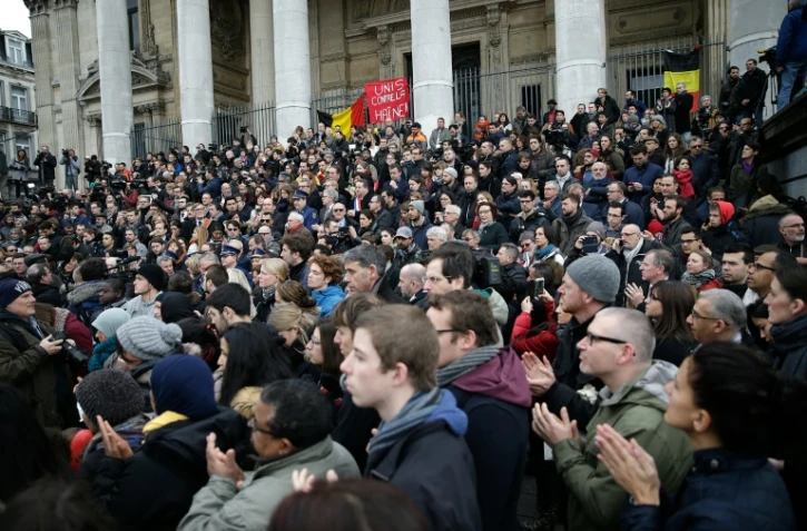 Rassemblement pour une minute de silence le 23 mars place de la Bourse à Bruxelles