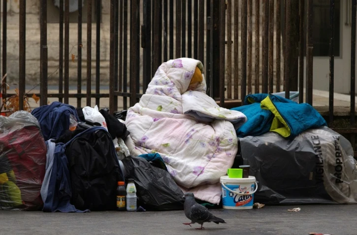 Un SDF dans les rues de Paris, le 3 décembre 2014