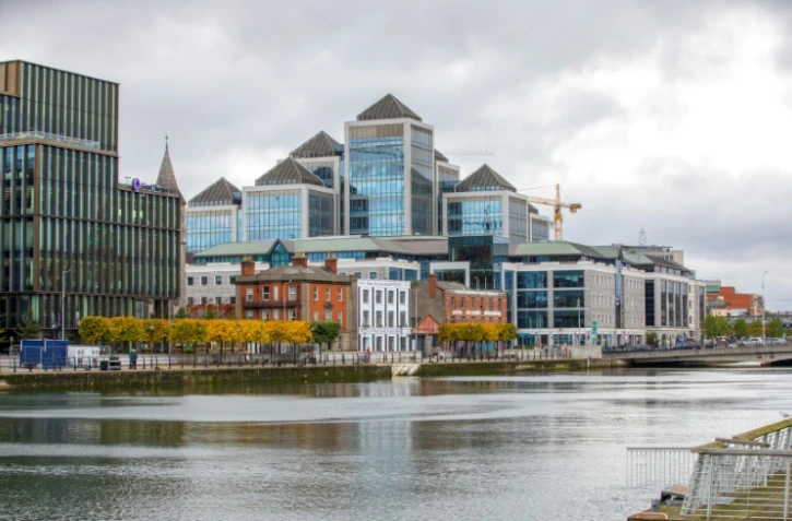Le quartier des affaires du centre de Dublin, où sont installés de nombreux sièges sociaux de multinationales, le 7 octobre 2021