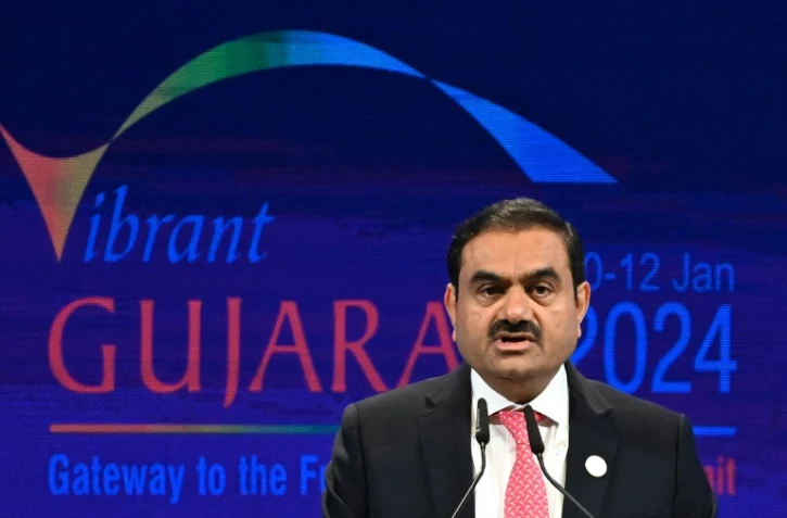 Le patron d'Adani Group, Gautam Adani, lors d'une convention à Gandhinagar en Inde, le 10 janvier 2024