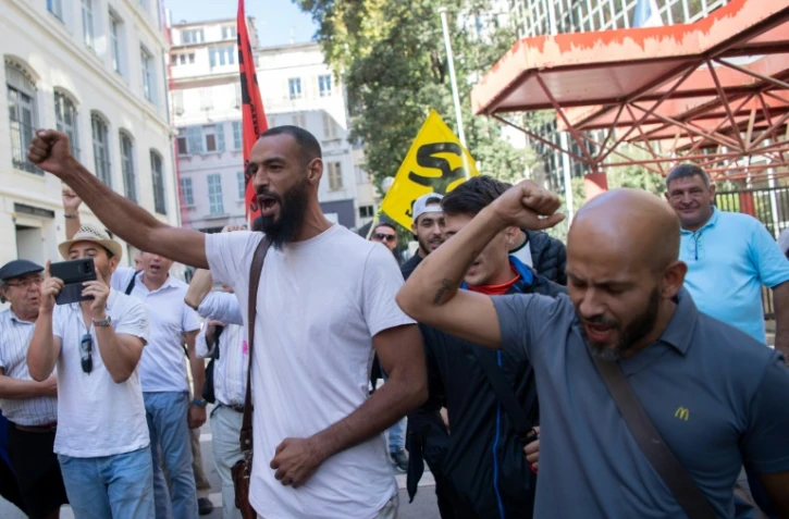 Les employés d'un McDonald's menacé de fermeture devant le tribunal à Marseille, le 27 août 2018