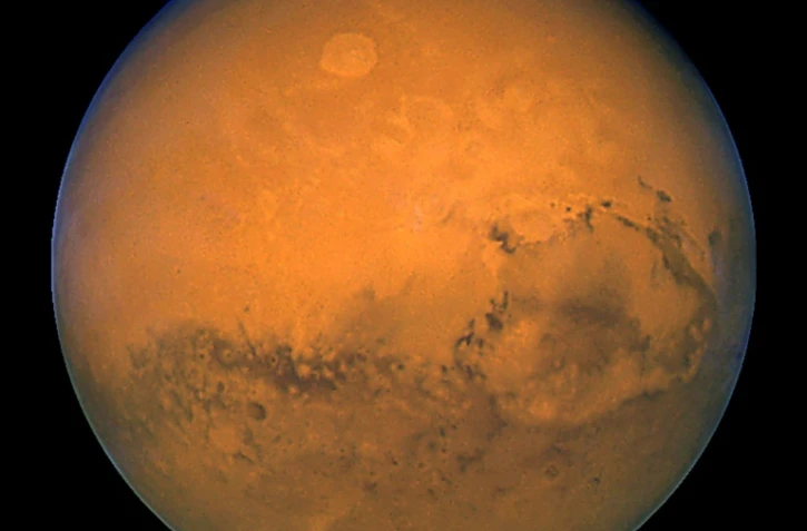 La planète Mars, photographiée par le télescope spatial Hubble et rendue publique le 27 mars 2003 par la Nasa