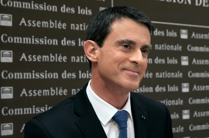 Le Premier ministre Manuel Valls présente un projet de révision constitutionnelle à la Commission des lois de l'Assemblée nationale à Paris, le 27 janvier 2016