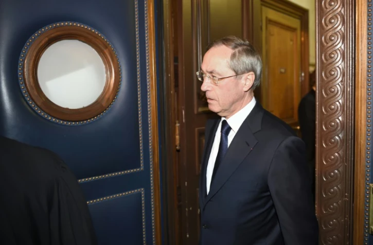 L'ancien secrétaire général de l'Elysée, Claude Guéant arrive au palais de justice, le 28 septembre  2015 à Paris