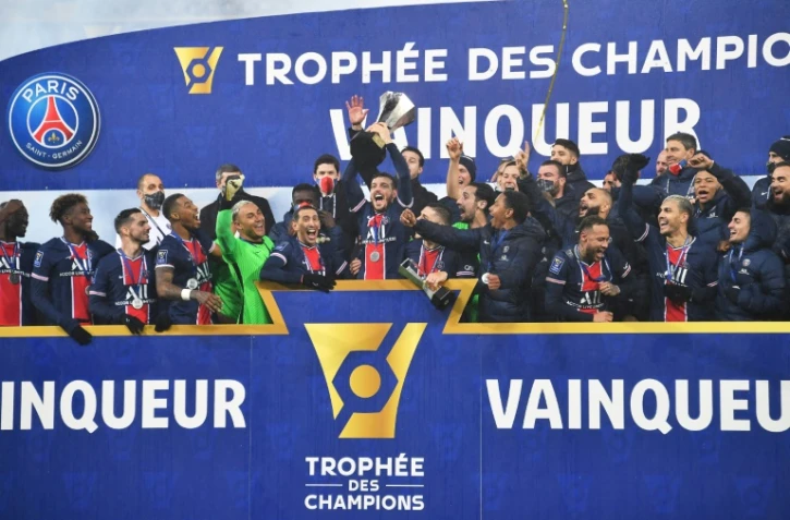 Les joueurs du Paris Saint-Germain, vainqueurs du Trophée des Champions face à Marseille (2-1), le 13 janvier 2021 à Lens