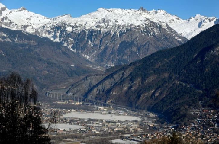 La vallée de l'Arve, qui mène au Mont-Blanc en Haute-Savoie, le 7 janvier 2015 à Saint-Gervais