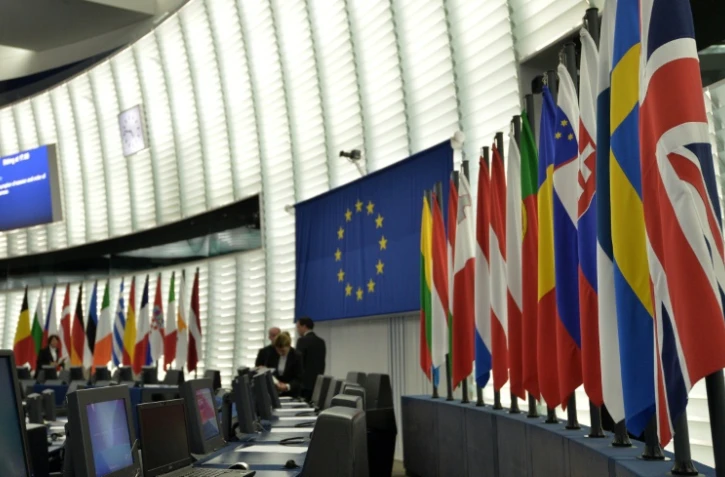 Le Conseil, et donc les Etats membres de l'UE, pourrait décider d'une intervention des garde-frontières dans un pays ne demandant pas d'assistance, à la majorité qualifiée