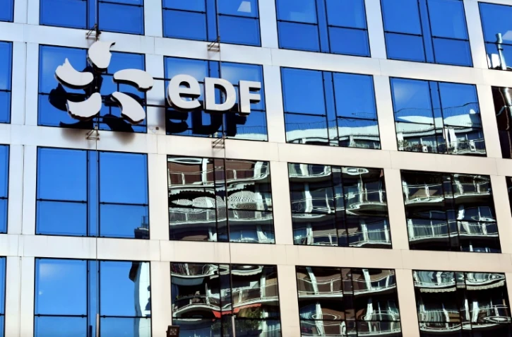 Le logo d'EDF sur le siège parisien de l'entreprise, le 15 février 2019