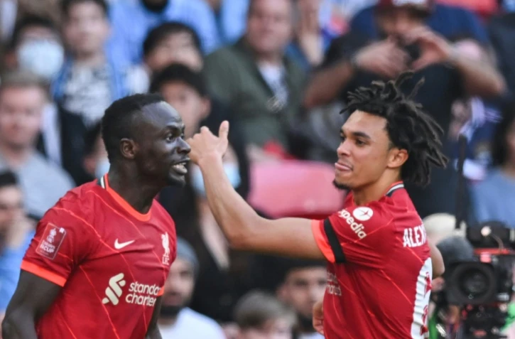 La joie de l'attaquant sénégalais de Liverpool Sadio Mané, auteur du 3e but et d'un doublé, lors de la victoire des Reds, 3-2 face à Manchester City, en demi-finale de la Coupe d'Angleterre, le 16 avril 2022 au Stade de Wembley à Londres