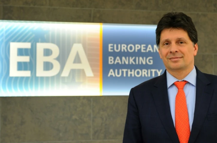 Le directeur exécutif de l'Autorité bancaire européenne (EBA) Adam Farkas annonce que son institution va quitter Londres pour cause de Brexit, le 23 mars 2017 à Londres