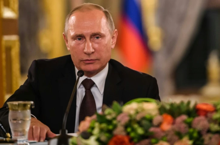 Le président russe Vladimir Poutine lors d'une conférence de presse à Istanbul, en Turquie, le 10 octobre 2016