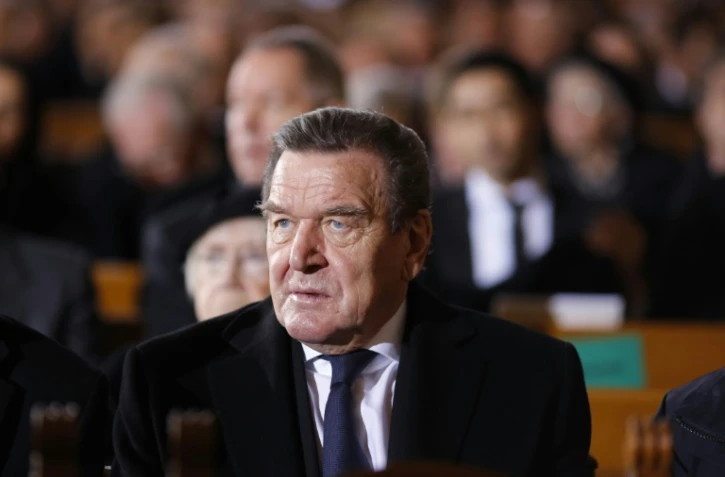 L'ex-chancelier allemand Gerhard Schröder assiste aux obsèques de l'ex Président Richard von Weizsaecker à Berlin le 11 février 2015